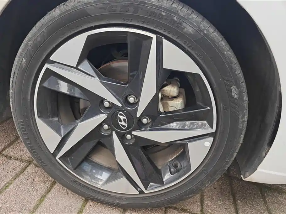 Elantra 2021 240TGDi DCT LUX Premium Edition купить на сайте DeffCars