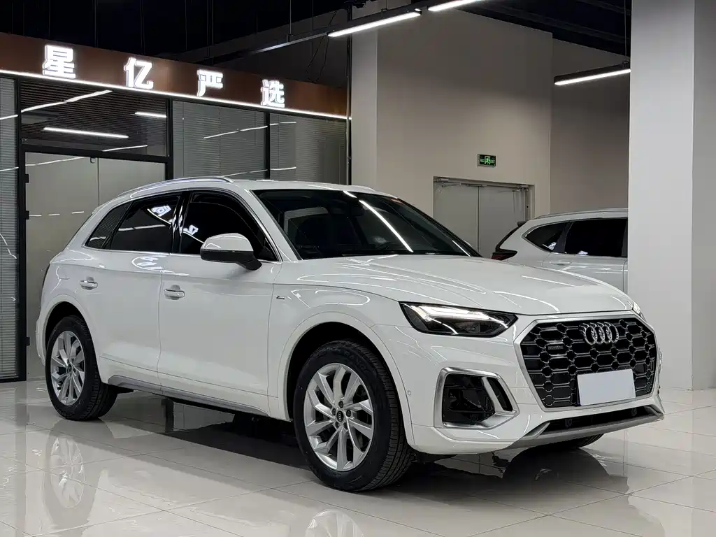 Audi Q5L 2022 facelift 40T luxury and dynamic model купить на сайте DeffCars
