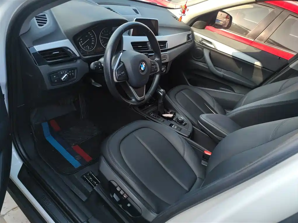 BMW X1 2016 sDrive18Li Fashion Model купить на сайте DeffCars