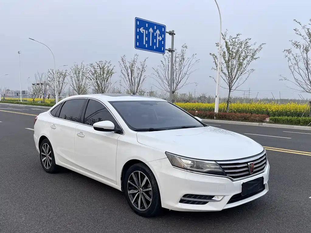 Roewe i6 Classic 2018 20T Automatic Internet Smart Edition купить на сайте DeffCars