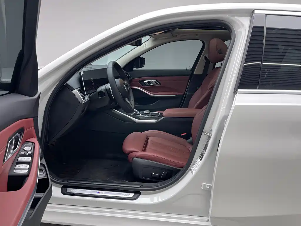 BMW 3 Series 2024 325Li M Sports Package купить на сайте DeffCars