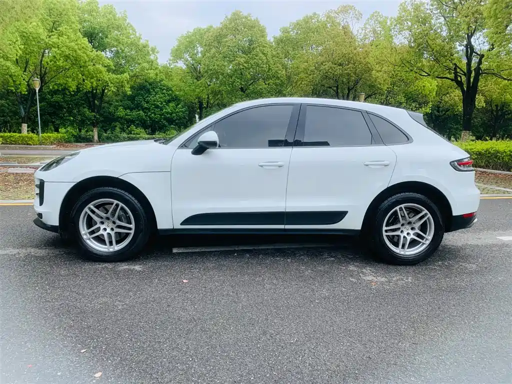 Macan 2020 Macan 2.0T купить на сайте DeffCars