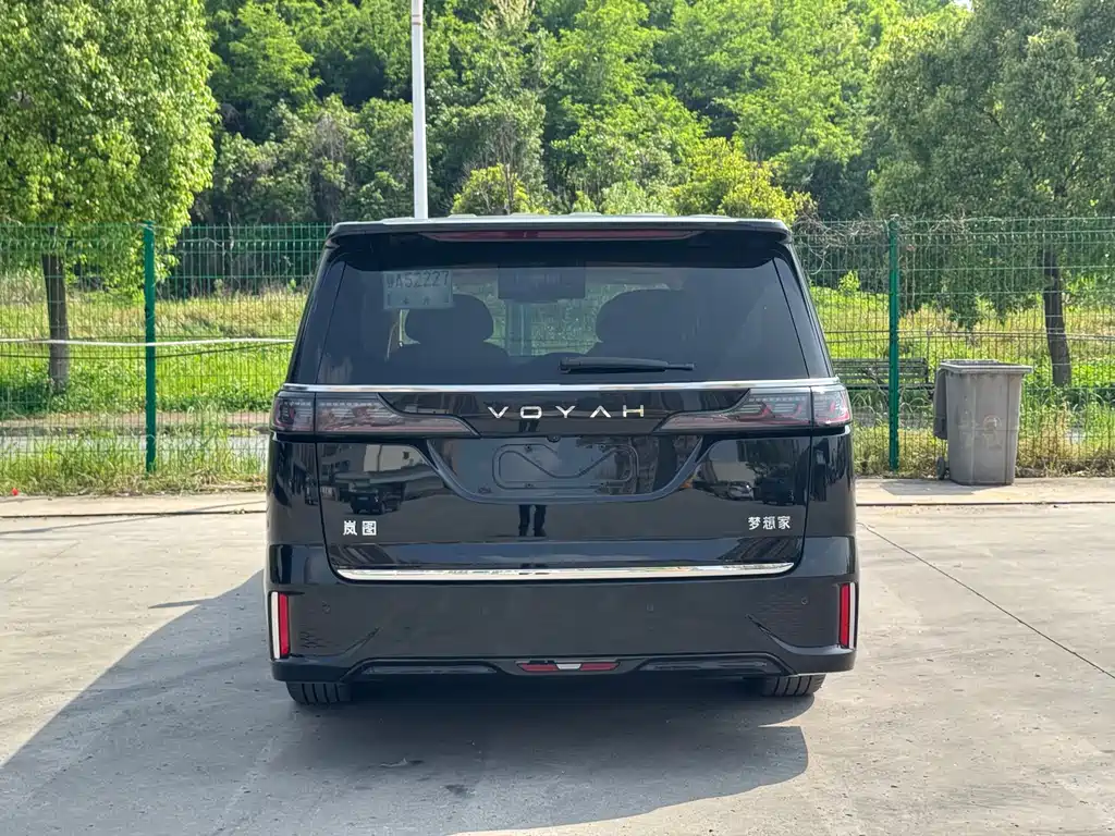 DREAM 2025款 PHEV 四驱旗舰鲲鹏版 купить на сайте DeffCars
