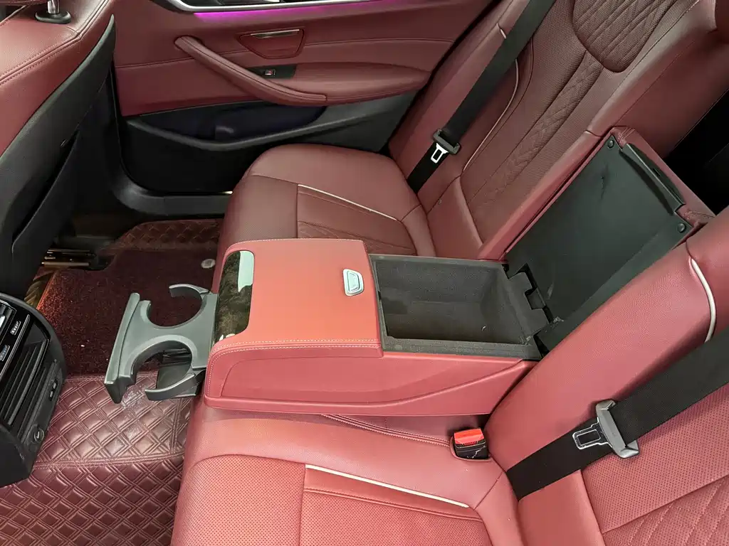 BMW 5 Series 2022 facelift 525Li M Sports Package купить на сайте DeffCars