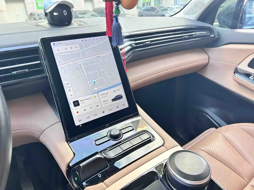 NIO ES8 2018 model 355KM baseline version seven-seater version купить на сайте DeffCars
