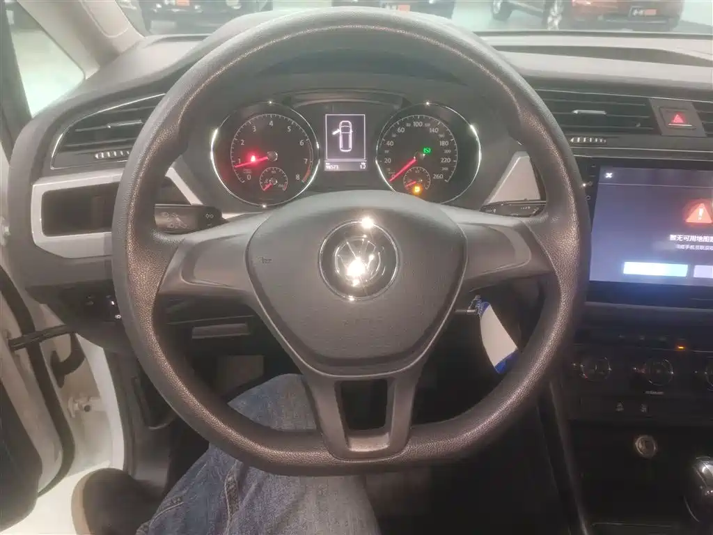 Touran 2018 Touran L 280TSI DSG Fashion Edition 7 seats National V купить на сайте DeffCars