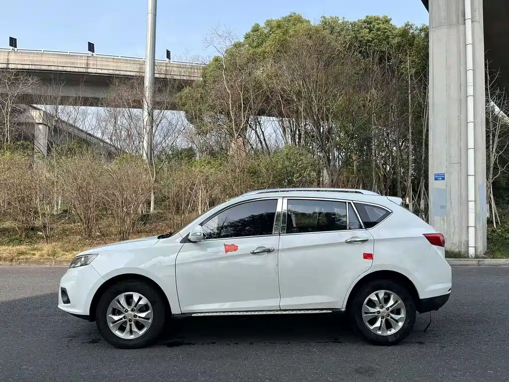 Landwind X5 2013 2.0T Manual Edition купить на сайте DeffCars