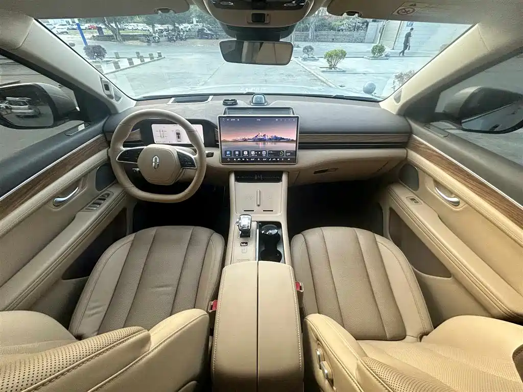 Wenjie M7 2024 1.5T smart driving rear-wheel drive Max version 5 seats купить на сайте DeffCars