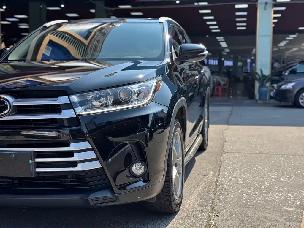Highlander 2018 2.0T four-wheel drive luxury version, 7 seats, National VI купить на сайте DeffCars