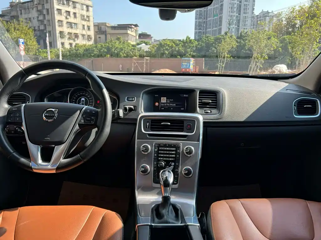 Volvo S60 2018 S60L T3 Zhijin Enterprising Edition купить на сайте DeffCars