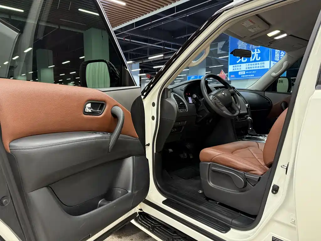 Patrol 2018 4.0L LinkedIn model купить на сайте DeffCars