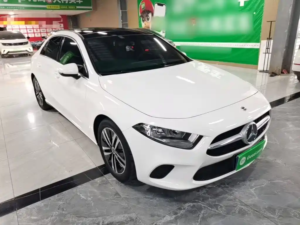 Mercedes-Benz A-Class 2020 facelift A 180 L купить на сайте DeffCars