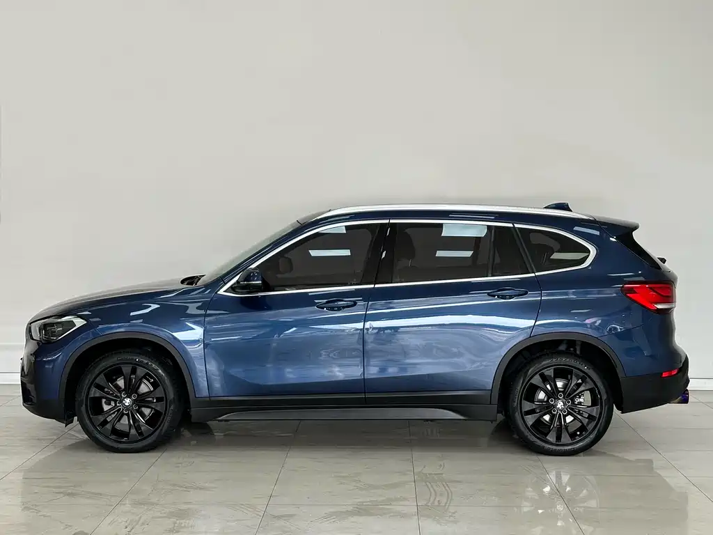 BMW X1 2021 sDrive20Li Fashion Model купить на сайте DeffCars
