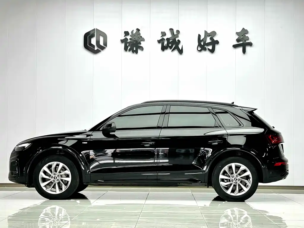 Audi Q5L 2022 40T fashionable and dynamic model купить на сайте DeffCars