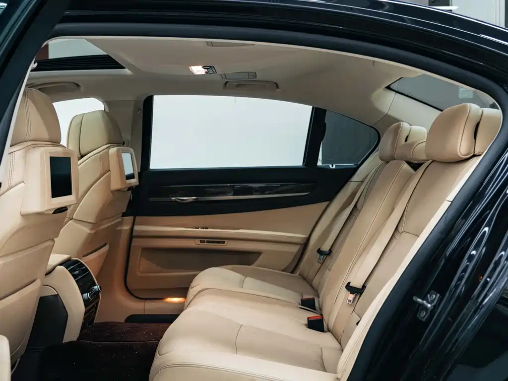 BMW 7 Series 2009 730Li luxury model купить на сайте DeffCars