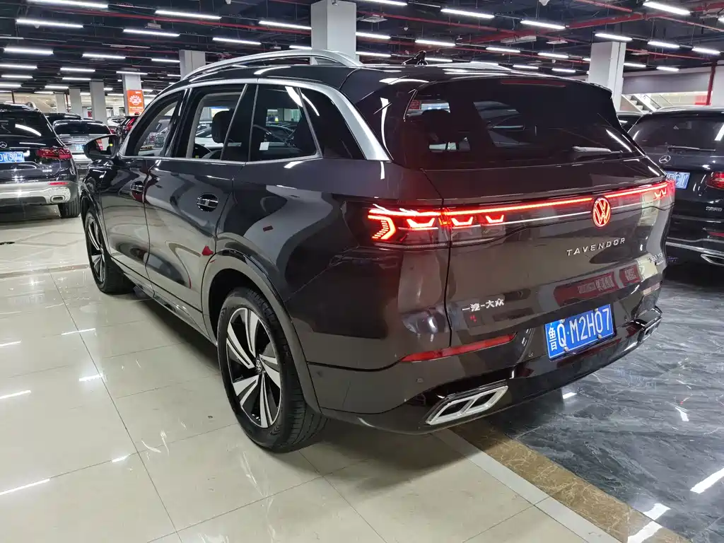 Lanxun 2024 380TSI four-wheel drive R-Line cruising model купить на сайте DeffCars