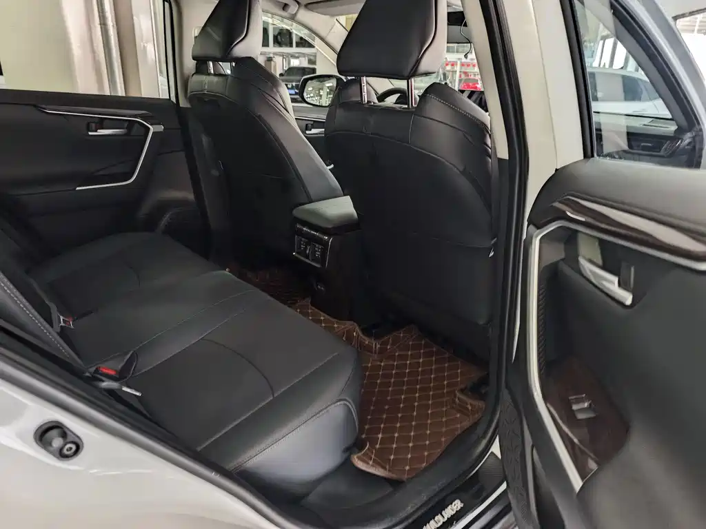 Wilanda 2022 2.0L CVT four-wheel drive luxury version купить на сайте DeffCars