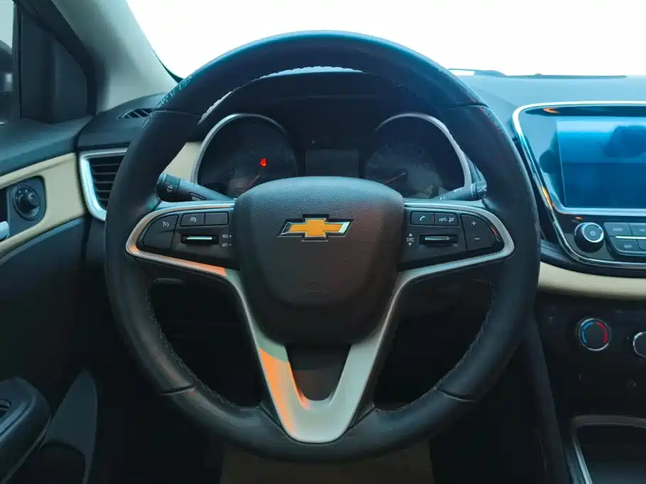 Cruze 2022 320 Automatic Sunroof Edition купить на сайте DeffCars