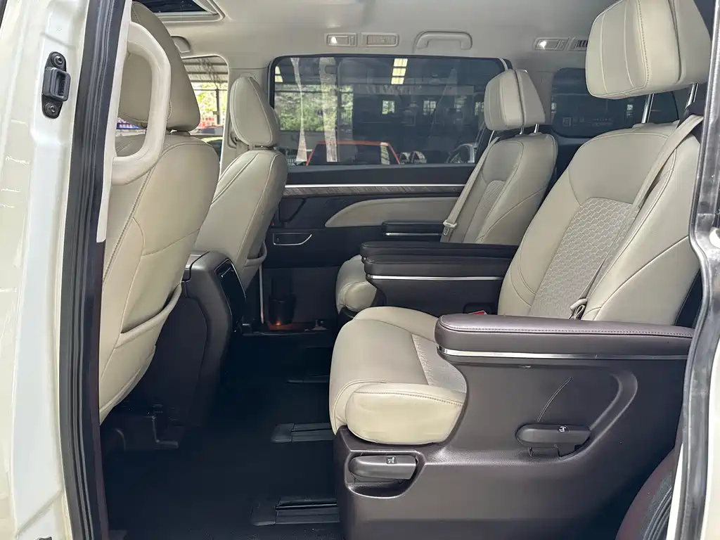 Trumpchi M8 2021 Lingxiu Series 390T Deluxe Edition купить на сайте DeffCars