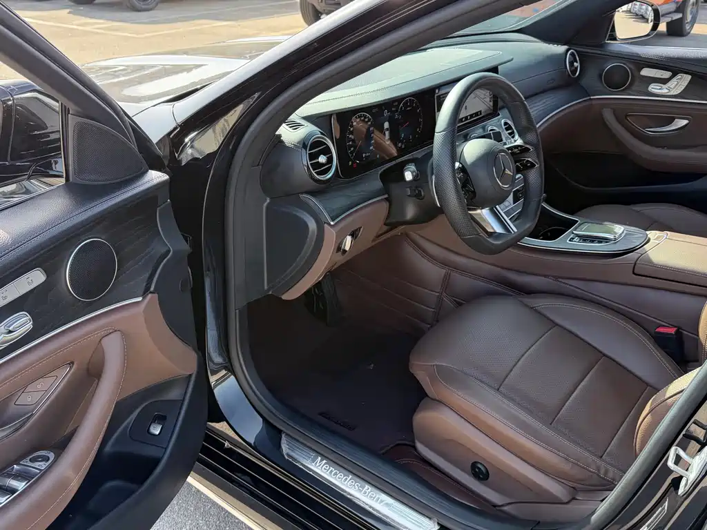Mercedes-Benz E-Class 2022 E 300 L Sporty and Fashionable купить на сайте DeffCars