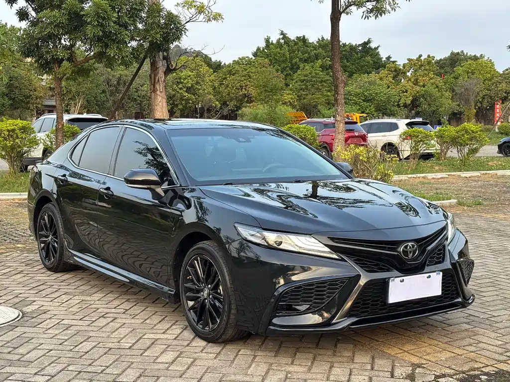 Camry 2023 2.5G Deluxe Edition купить на сайте DeffCars