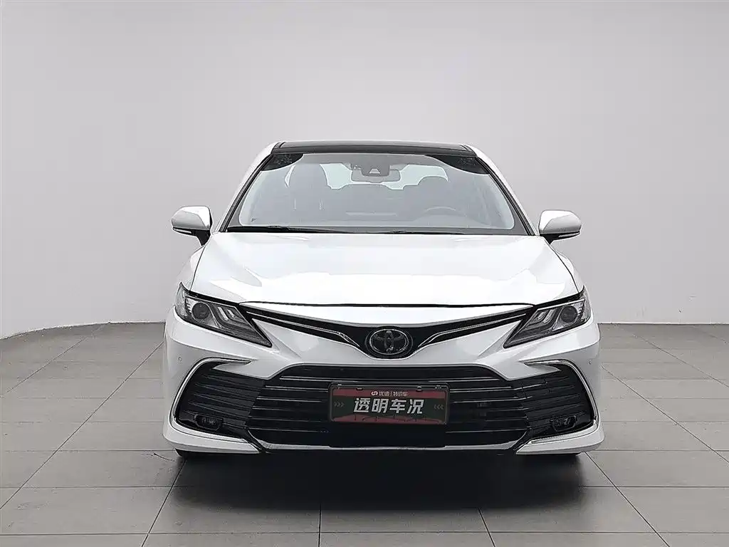 Camry 2023 2.5G Deluxe Edition купить на сайте DeffCars