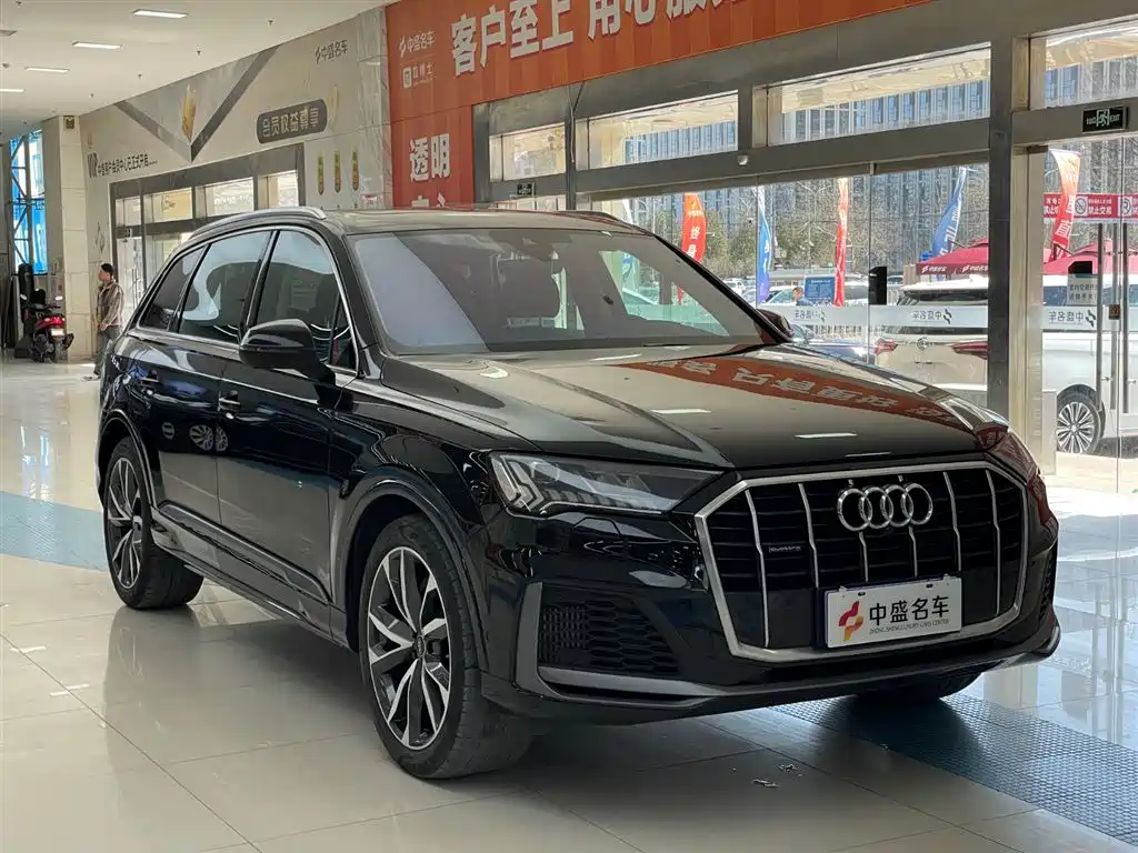 Audi Q7 2022 55 TFSI quattro S line sports купить на сайте DeffCars