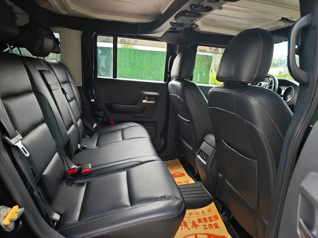 Beijing BJ40 2016 40L 2.0T manual four-wheel drive premium version купить на сайте DeffCars