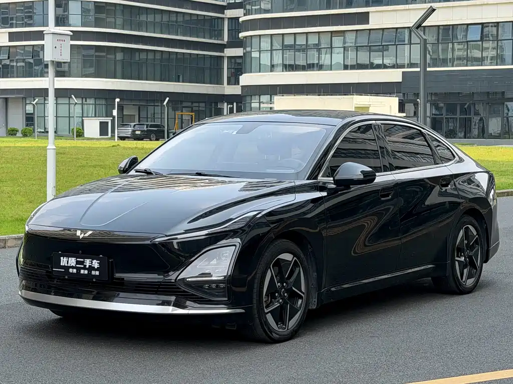 Wuling Starlight 2024 Co-creation Edition 510 Advanced Type купить на сайте DeffCars