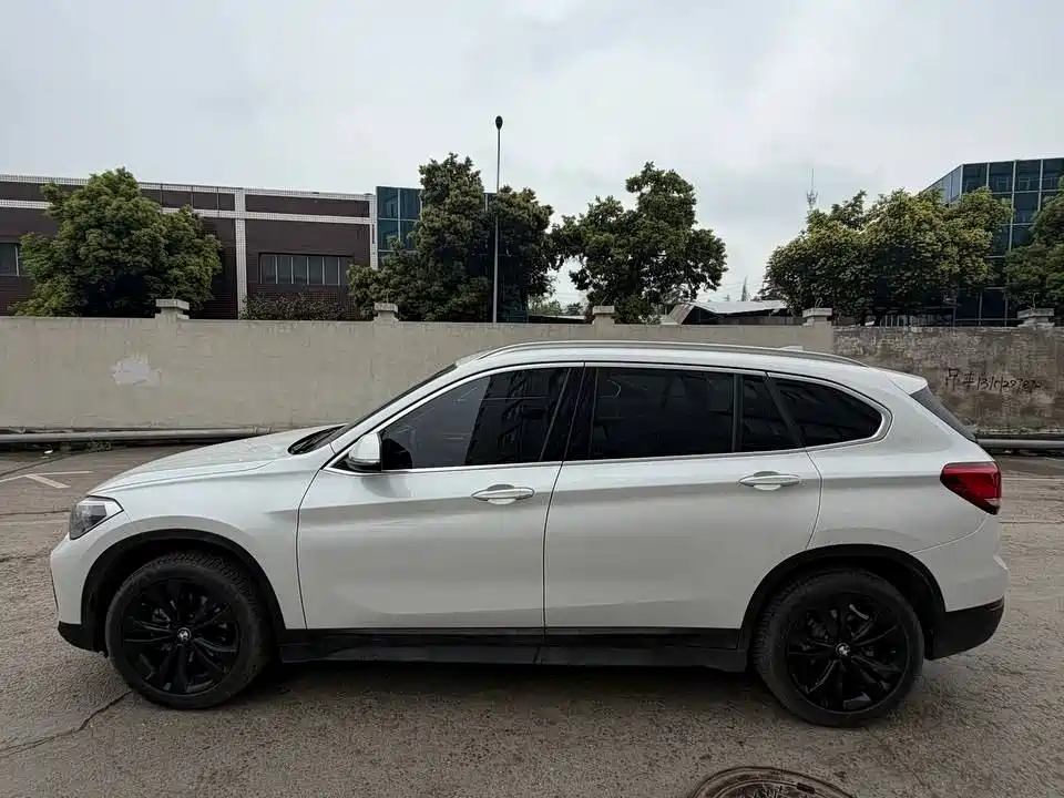 BMW X1 2020 sDrive20Li Fashion Model купить на сайте DeffCars