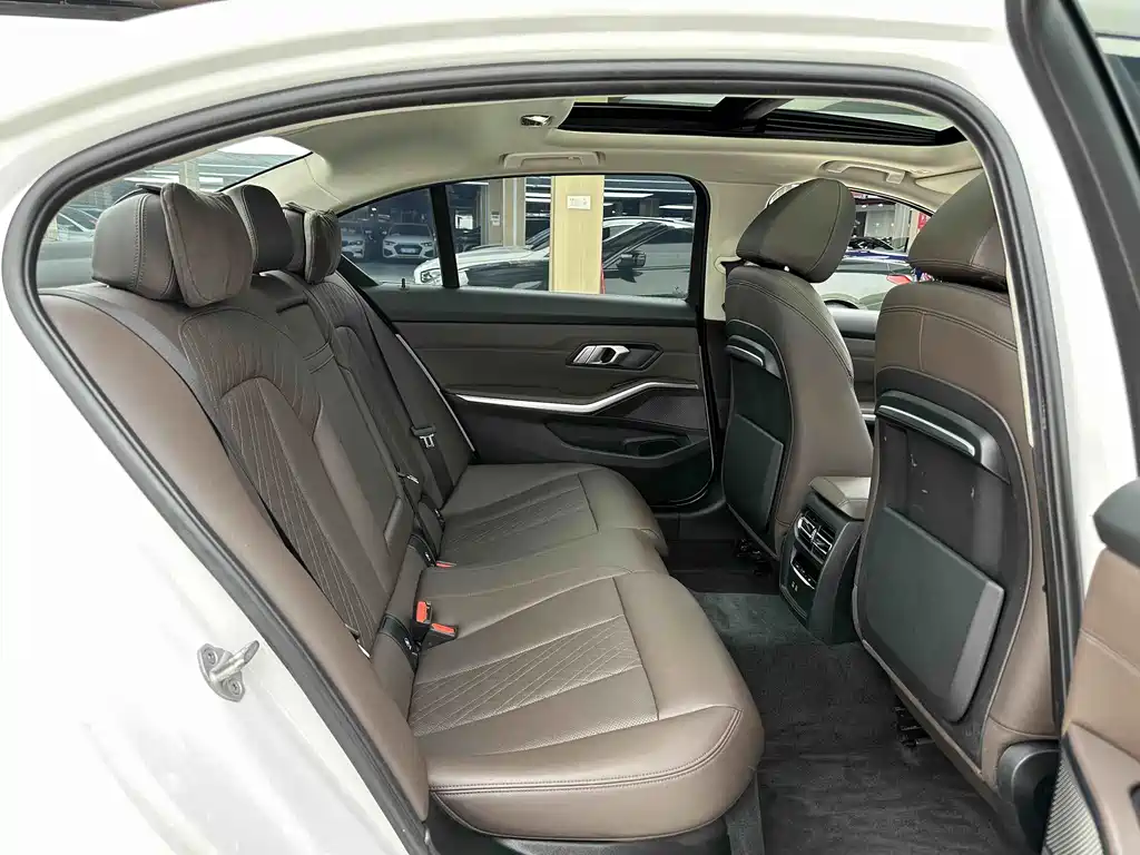 BMW 3 Series 2021款 改款二 320Li M运动套装 купить на сайте DeffCars