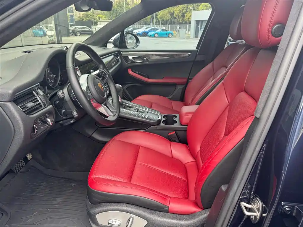 Macan 2020 Macan 2.0T купить на сайте DeffCars