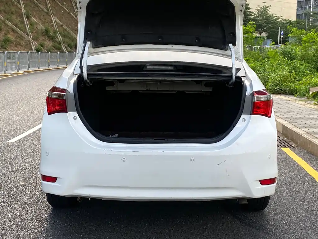 Corolla 2017 facelift 1.2T S-CVT GL купить на сайте DeffCars