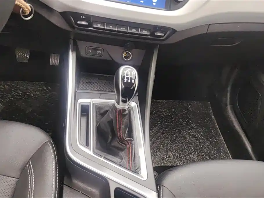 Vision X3 2020 1.5L Manual Elite купить на сайте DeffCars