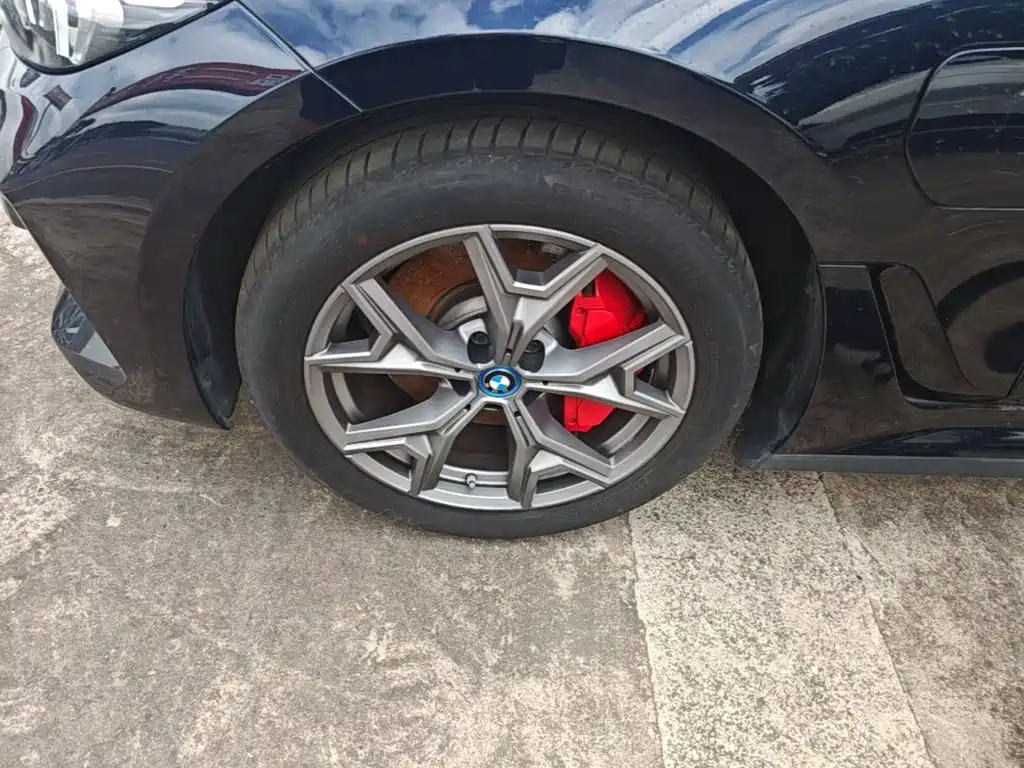 BMW i3 2022 eDrive 35 L купить на сайте DeffCars