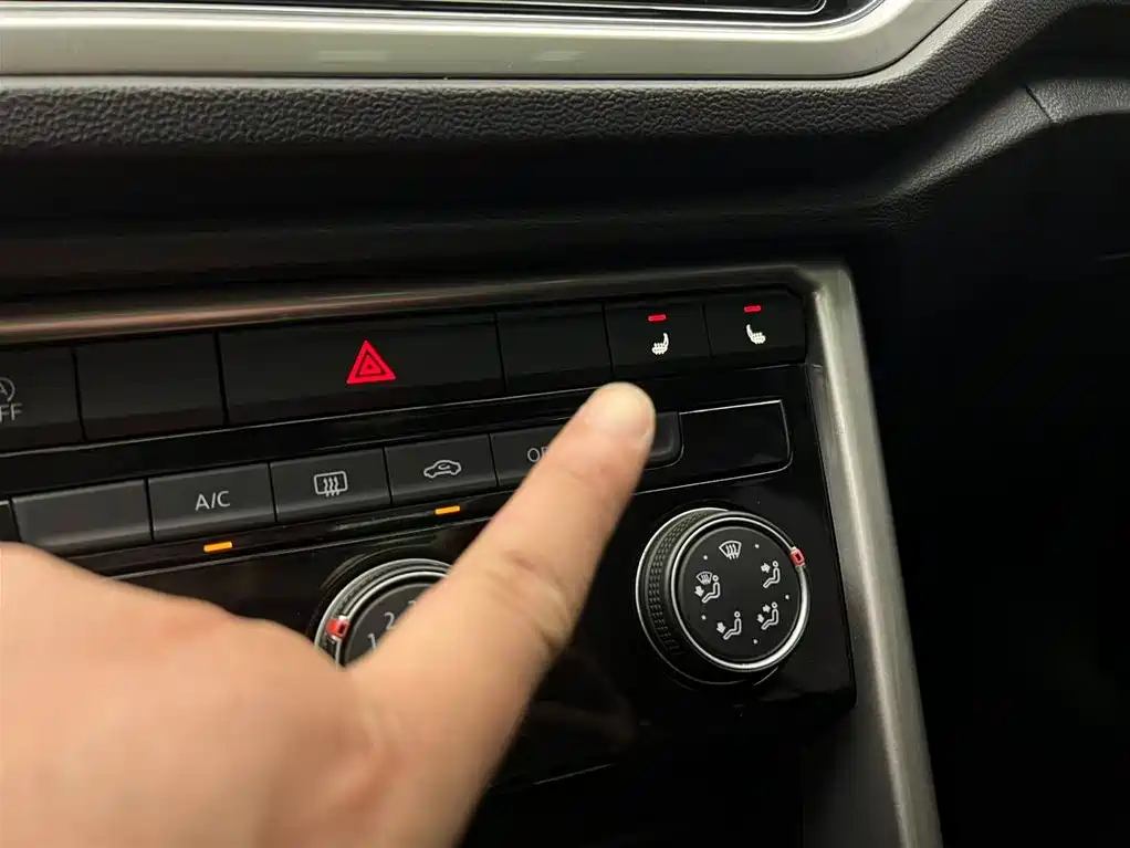 T-ROC 2021 facelift 280TSI DSG two-wheel drive elite intelligent version купить на сайте DeffCars