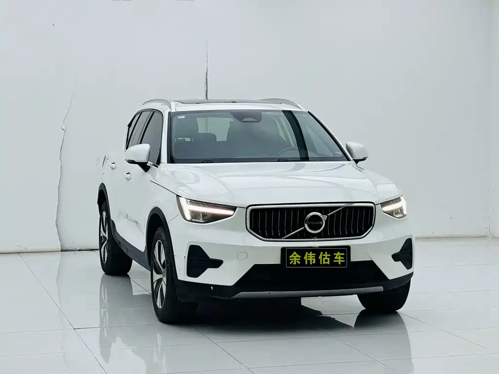 Volvo XC40 2024 B3 Zhiyuan Sports Edition купить на сайте DeffCars