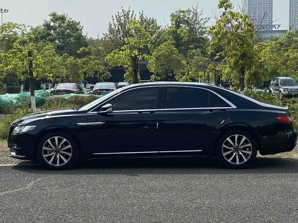 Lincoln Continental 2017 2.0T Two-wheel drive Exclusive Edition купить на сайте DeffCars