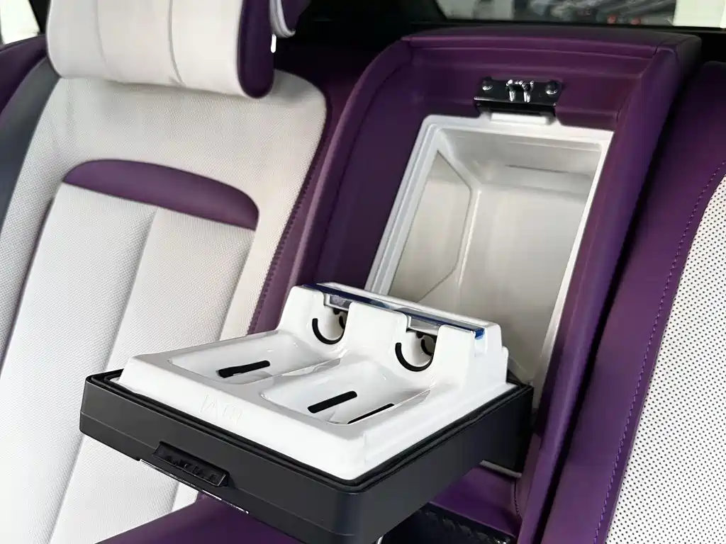 Cullinan 2020 Black Badge купить на сайте DeffCars