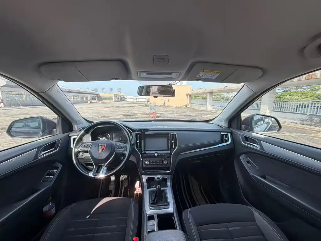 Roewe RX5 2018 20T two-wheel drive manual luxury version купить на сайте DeffCars