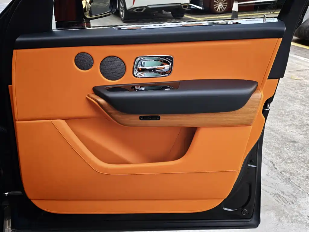 Cullinan 2018 five-seater version купить на сайте DeffCars