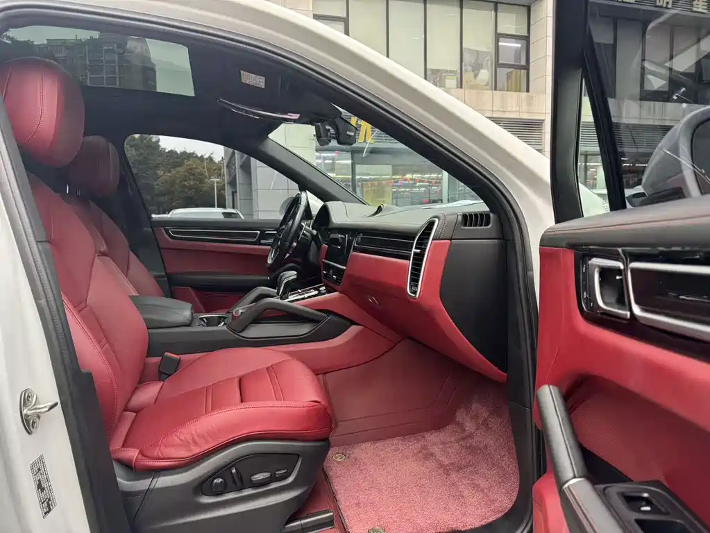 Cayenne 2022 Cayenne 3.0T Platinum Edition купить на сайте DeffCars