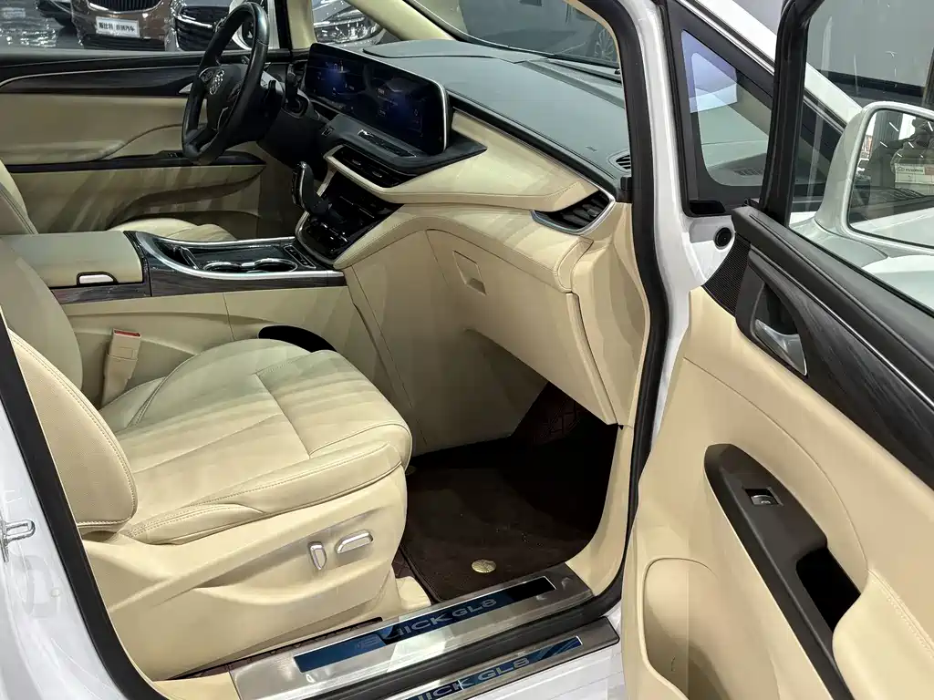 Buick GL8 2023 ES Lu Zun Exclusive Model купить на сайте DeffCars