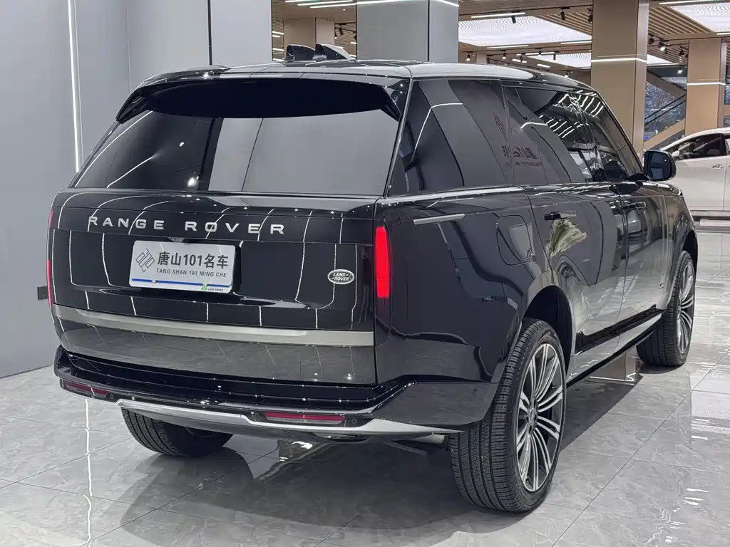 Range Rover 2025 3.0 L6 400PS Extended Edition купить на сайте DeffCars