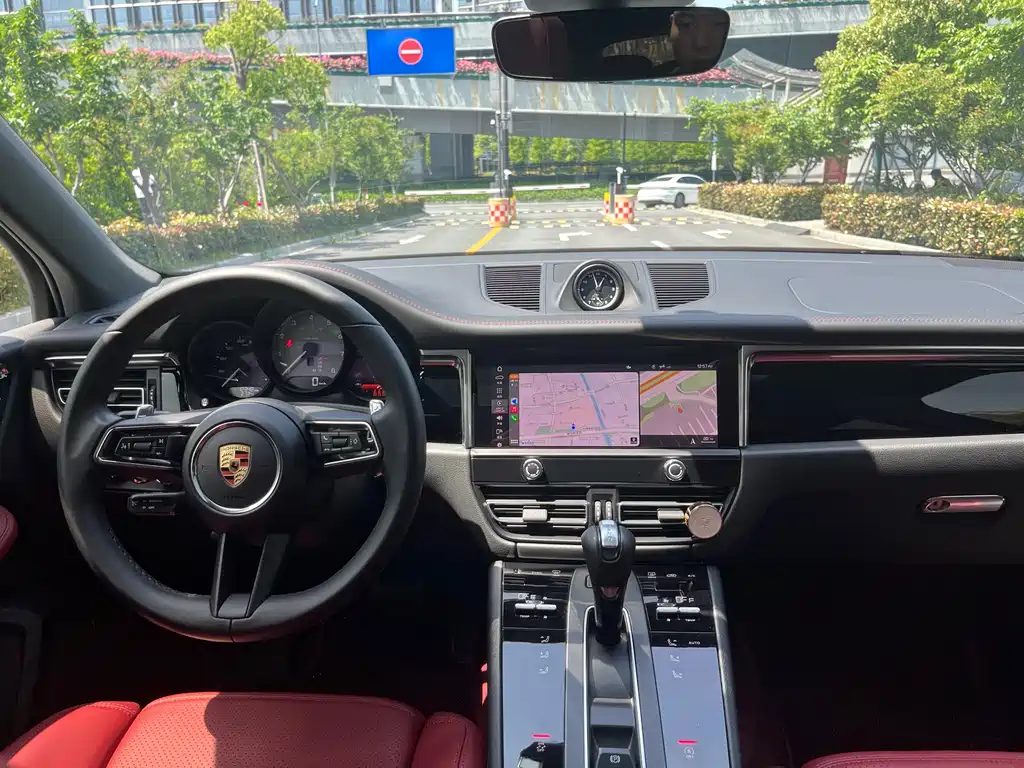 Macan 2024 Macan S 2.9T купить на сайте DeffCars