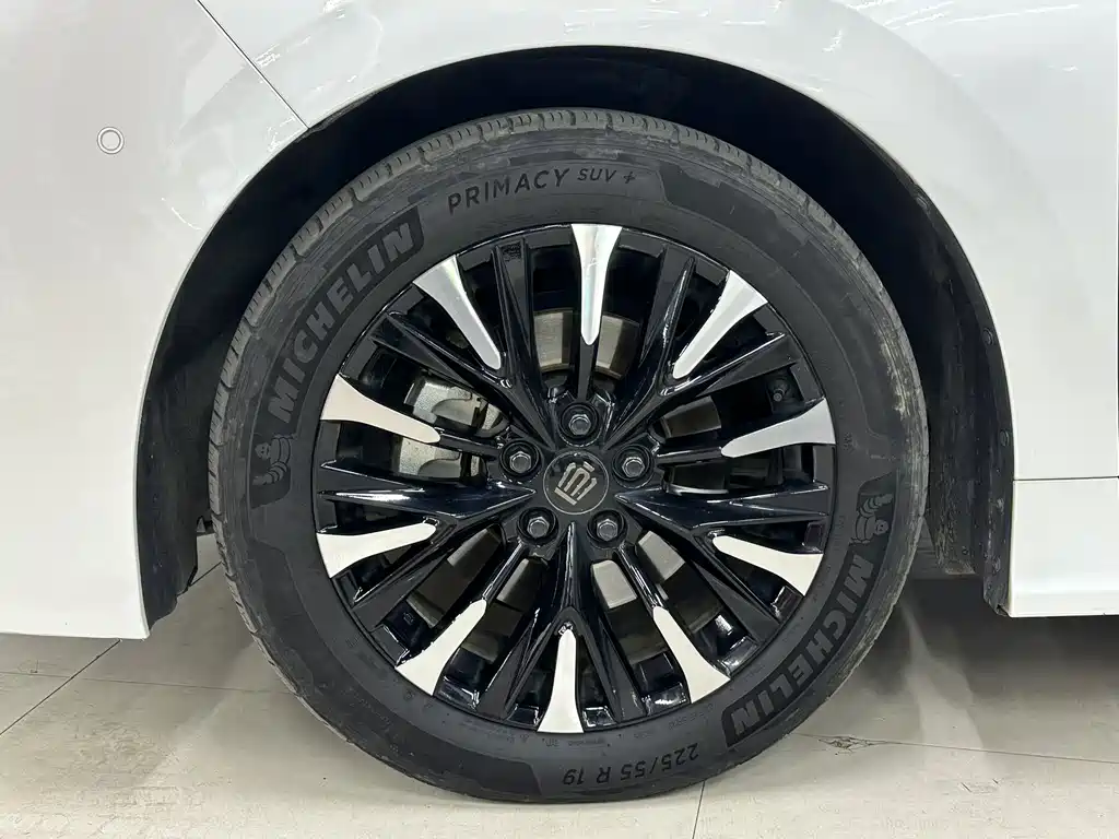 Wilfa 2024 Crown Dual Engine 2.5L Supreme Executive Edition купить на сайте DeffCars