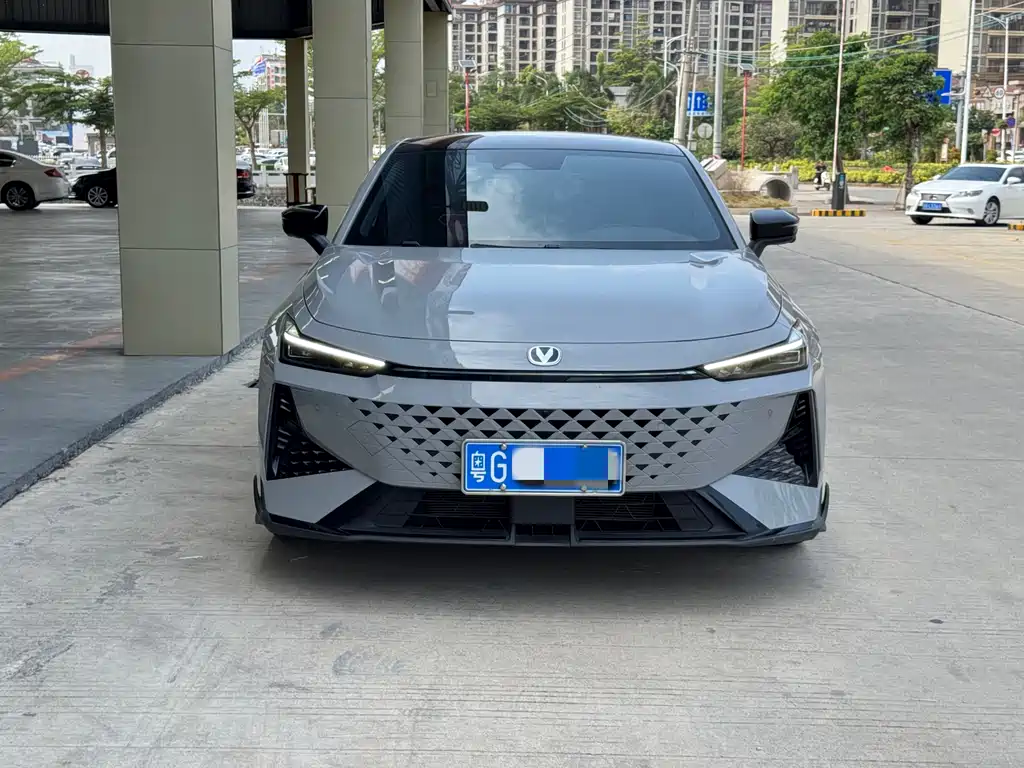Changan UNI-V 2024 1.5T noble sports model купить на сайте DeffCars