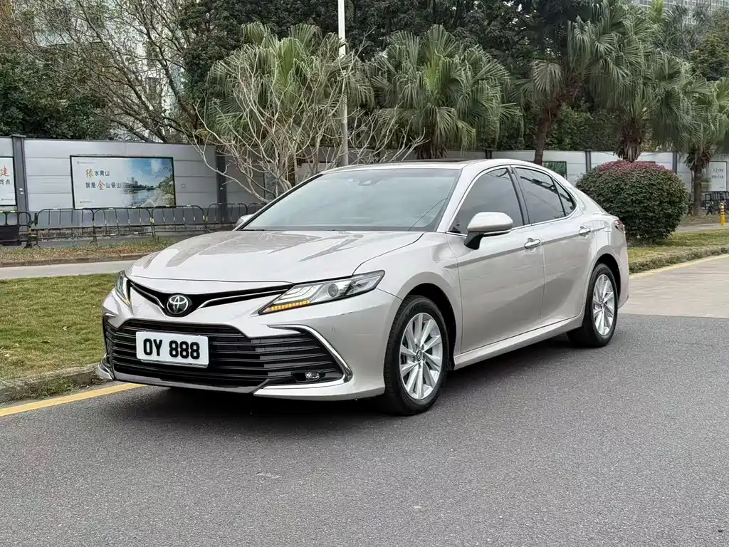Camry 2021 2.0G Deluxe Edition купить на сайте DeffCars