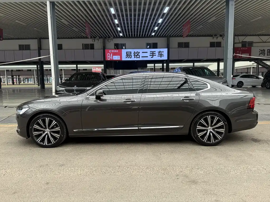 Volvo S90 2023 B5 Zhiyuan Luxury Edition купить на сайте DeffCars