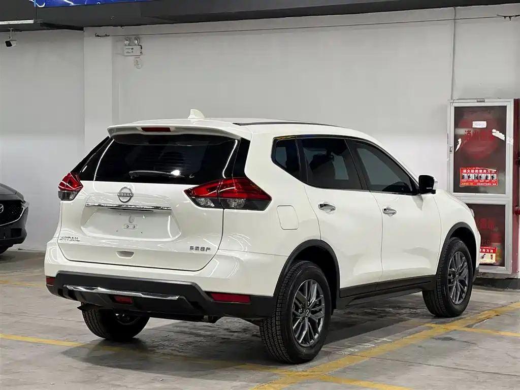 X-Trail 2025 Honor 2.0L Two-wheel Drive Leading Edition купить на сайте DeffCars